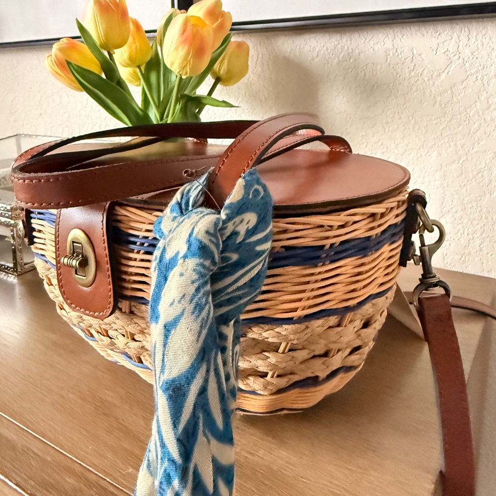 Patricia Nash Thea Mini Rattan Basket Bag - Picture 3 of 7